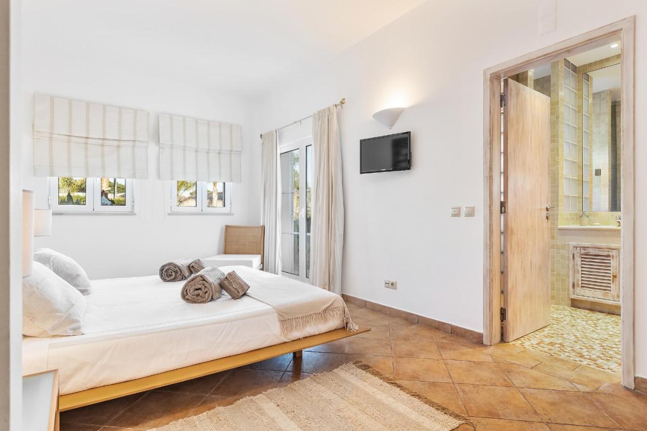 Villa Dome By Ocvillas อัลบูเฟรา ภายนอก รูปภาพ